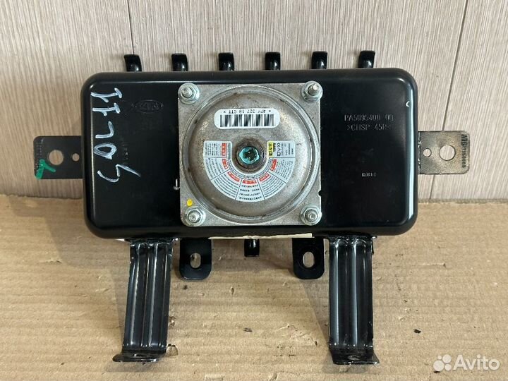 Подушка безопасности в торпедо Hyundai Solaris l д