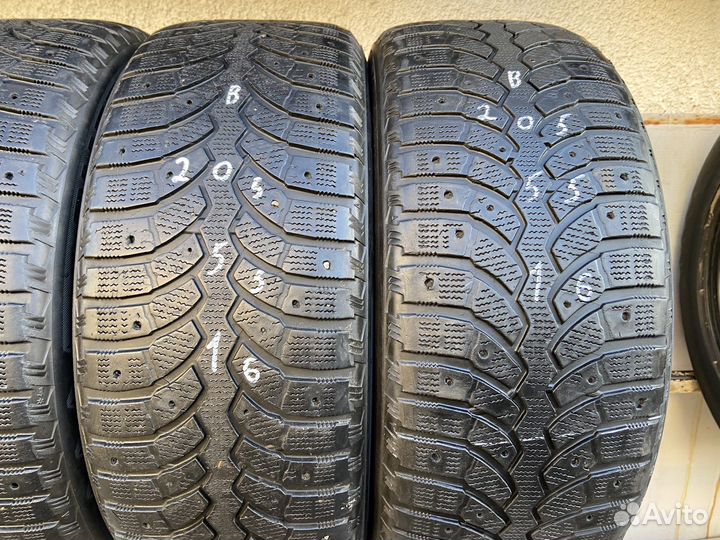 Bridgestone Blizzak Spike-01 205/55 R16 91T