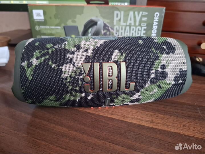 Колонка JBL charge 5