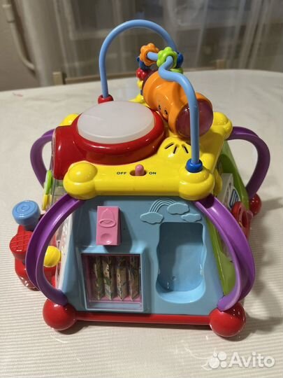 Развивающие игрушки, игровой центр, бизиборд