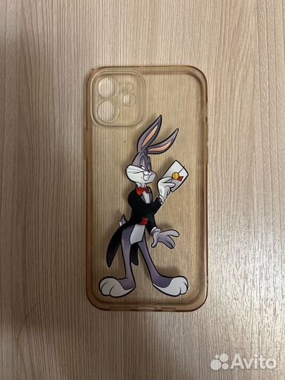 Силиконовый чехол на iPhone 12