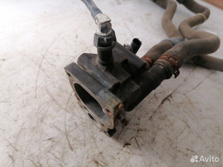 Корпус термостата Opel Astra J A16XER 2011