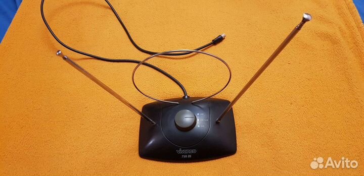 Антенна телевизионная универсальная Vivanco TVA 05