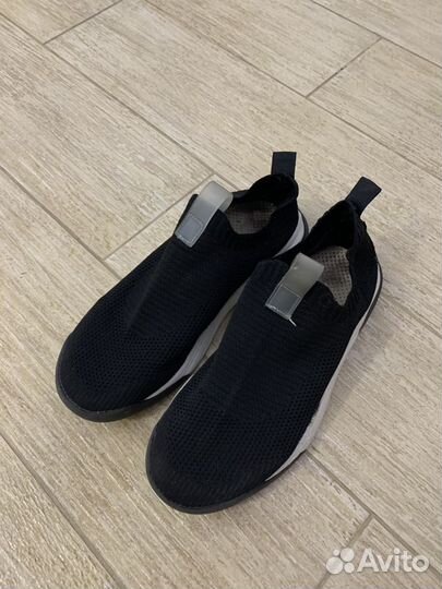 Продам бальные туфли для мальчика