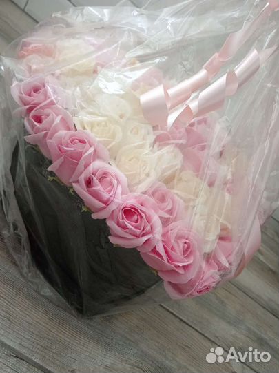 Розы из мыла