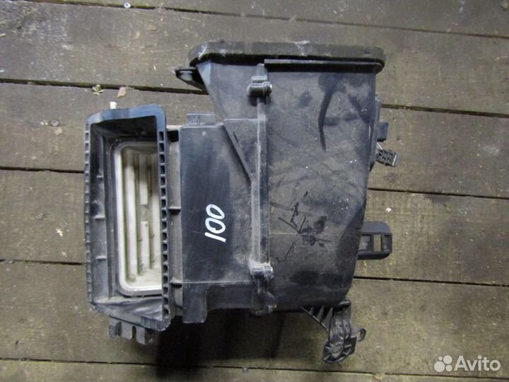 Корпус отопителя Corolla E12 2001-2006