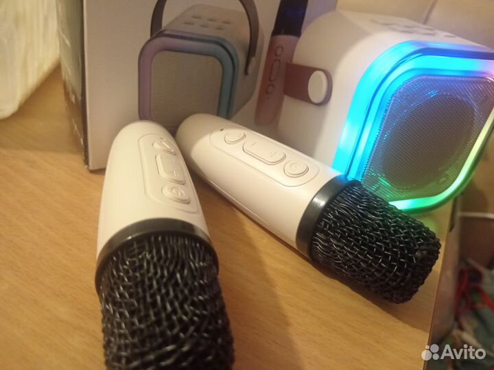 Колонка музыкальная с караоке