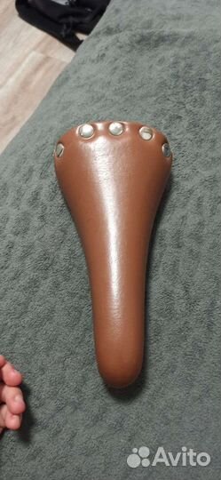 Седло для шоссейного велосипеда