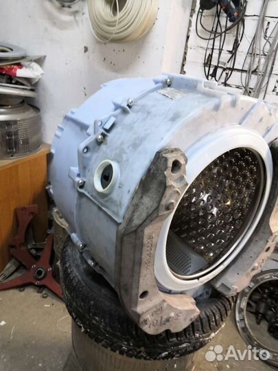 Бак стиральной машины Bosch Logixx 7