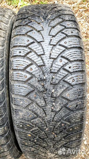Nokian Tyres Hakkapeliitta 4 235/60 R18