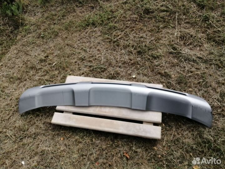 Накладка на бампер