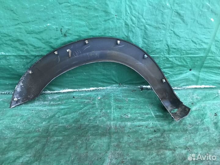 Накладка перед крыла правого Ford Ranger 2006-2012