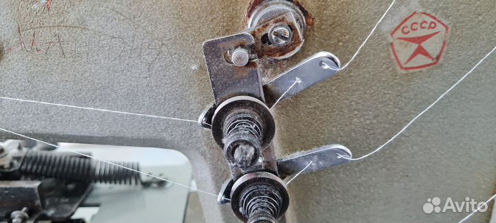 Швейная машина 876 класс (окантовочная)