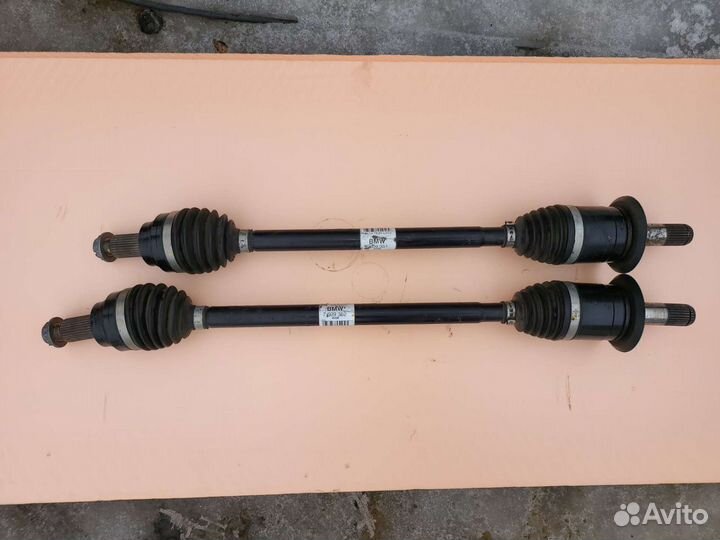 Свежая задняя полуось привод задний BMW F30 F31