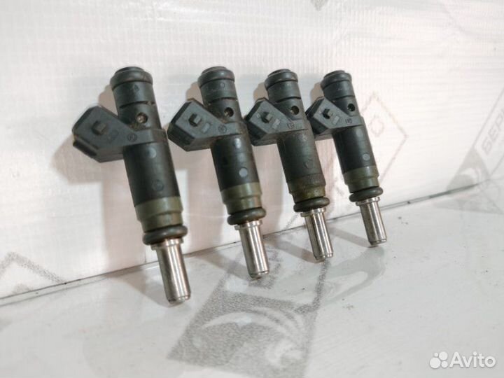 Форсунка топливная Bmw 3 E46 N46B20 1997-2006