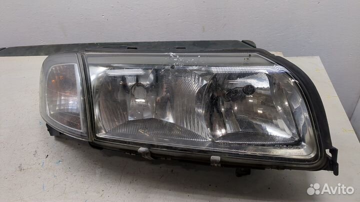 Фара (передняя) правая Volvo S80