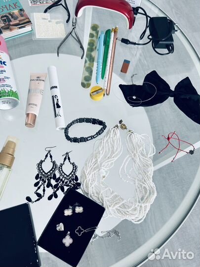Набор косметики пакетом бижутерия
