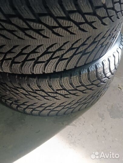 Nokian Tyres Hakkapeliitta R3 SUV 285/45 R22