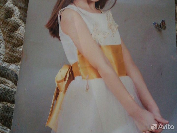 Платье для девочки нарядное рост128 - 134