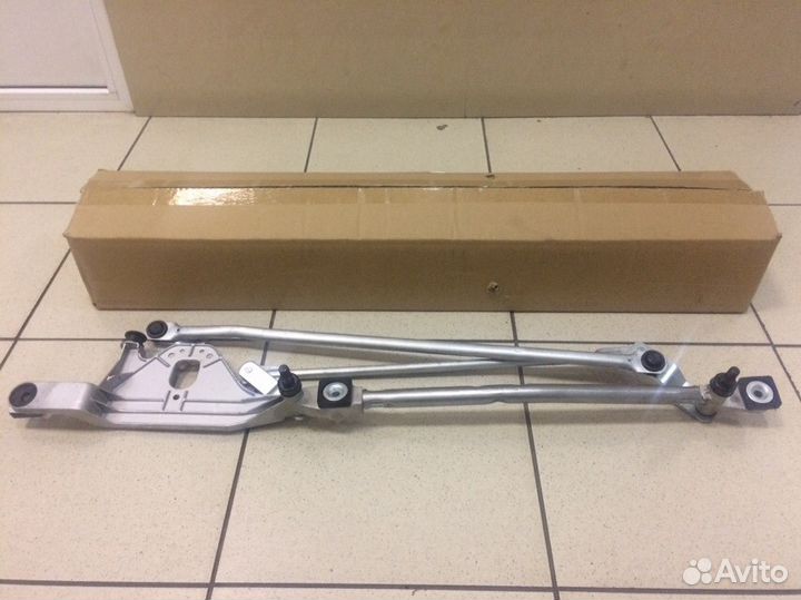 Трапеция стеклоочистителя Форд Фокус 2