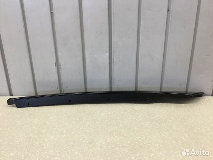 Молдинг лобового стекла Skoda Fabia 2007-2015