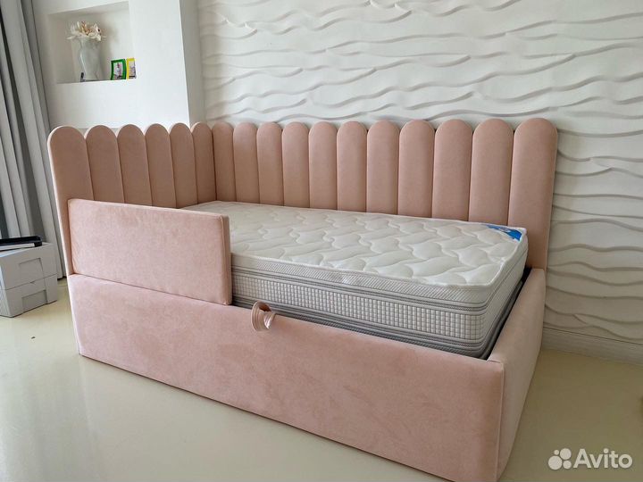 Кровать для девочки