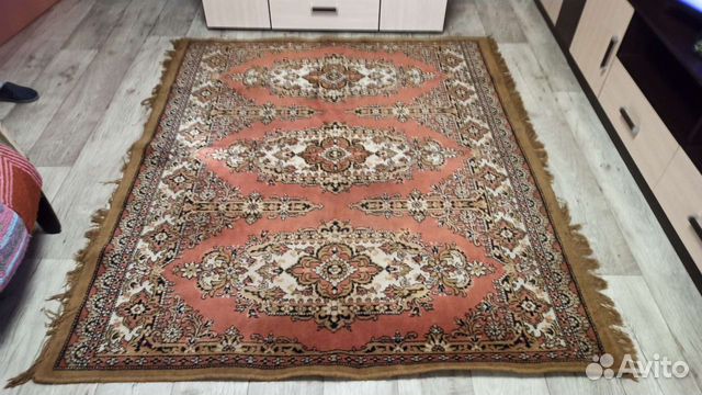 Ковер шерстяной