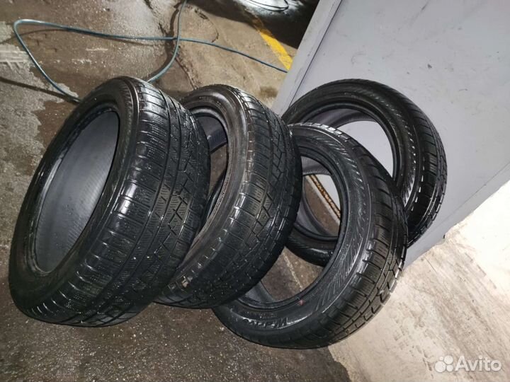 Yokohama W.Drive 215/50 R17 95V