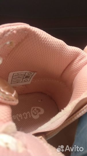 Ботинки на девочку