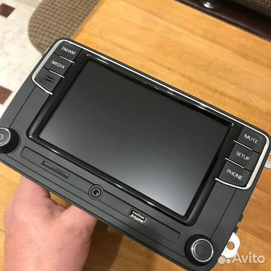 Штатная магнитола VW RCD 330