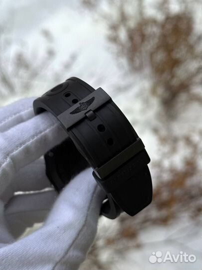 Breitling Endurance Pro 44mm Black Dial Оригинал