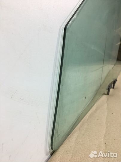 Стекло двери переднее левое Mitsubishi Lancer 9