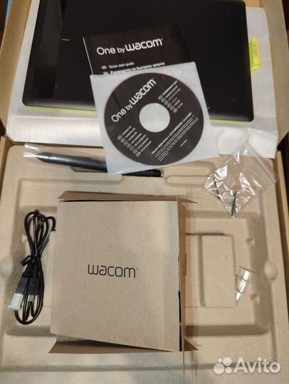 Графический планшет One by Wacom ctl-671