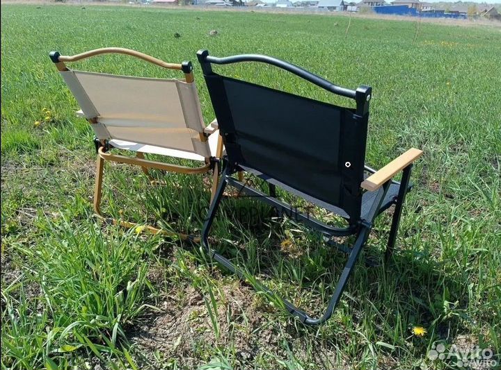 Стул складной с деревянными ручками