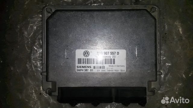 Блок управления Volkswagen 3B0907557D