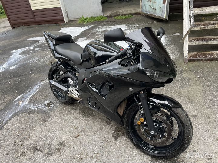 Yamaha r6s