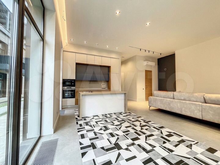 5-к. квартира, 185 м², 1/3 эт.