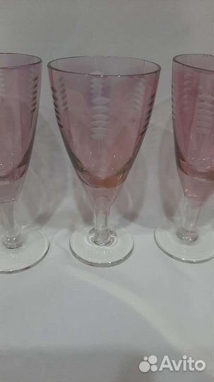 Рюмка марганцевое стекло,гравировка,50х