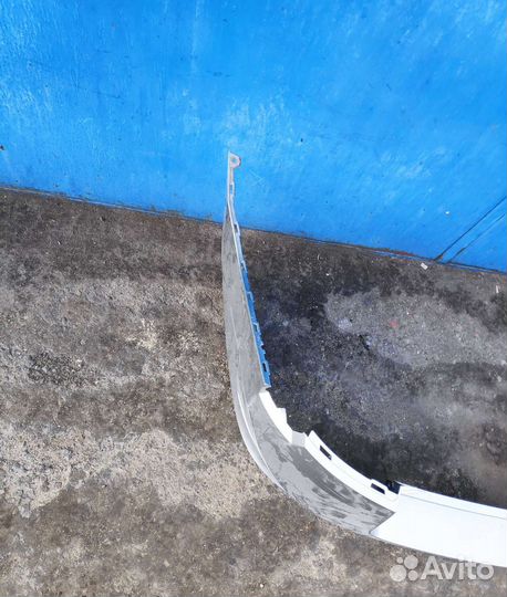 Заданий бампер Skoda rapid 2