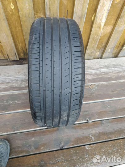 Yokohama BluEarth AE51 235/45 R17