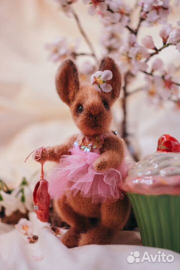 Вязаная игрушка в стиле тедди 