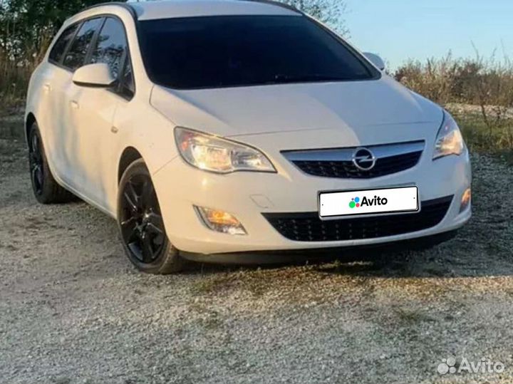 Opel Astra 1.6 AT, 2011, 106 000 км