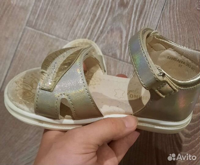 Босоножки для девочки