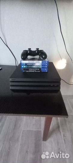Sony playstation 4 PS4 pro 1tb с играми