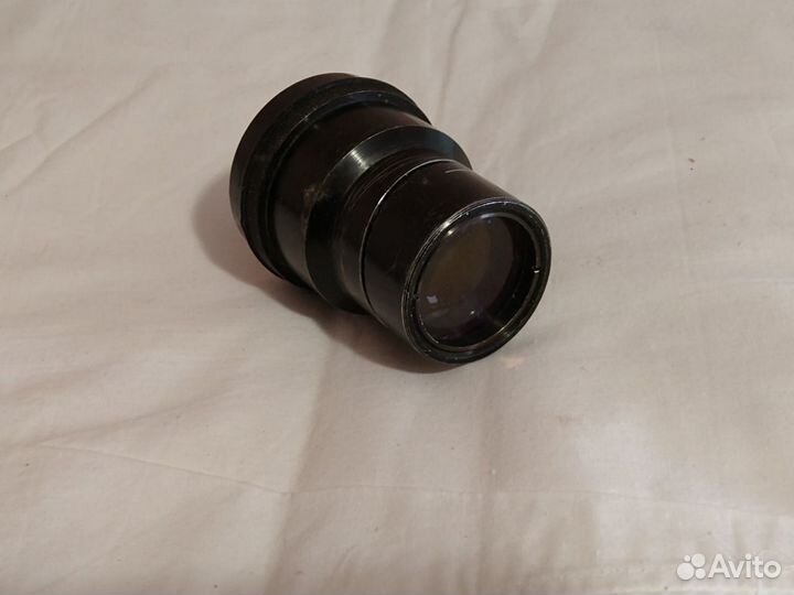 Объектив для кинопроекторов 16 и 35 мм