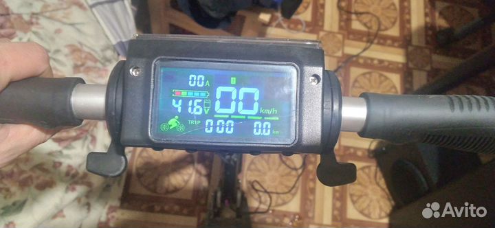 Электросамокат iconbit kickscooter