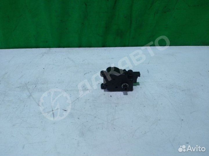 Моторчик заслонки отопителя Mercedes-Benz C W203