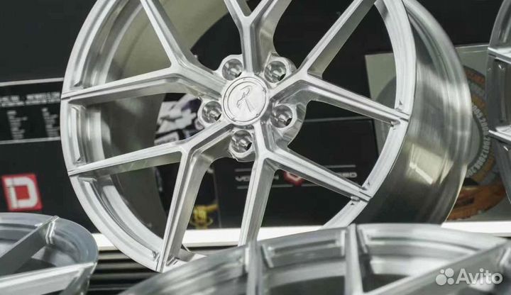 Кованые диски R22