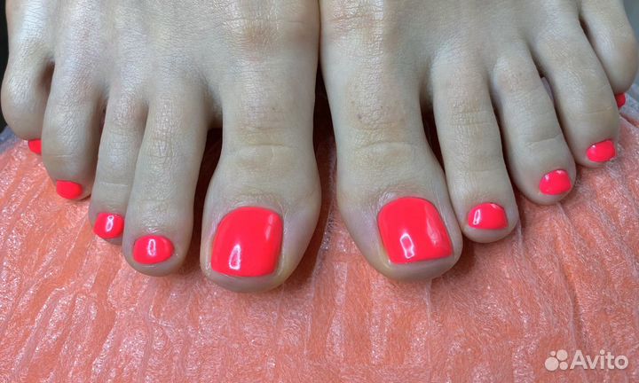 Педикюр маникюр