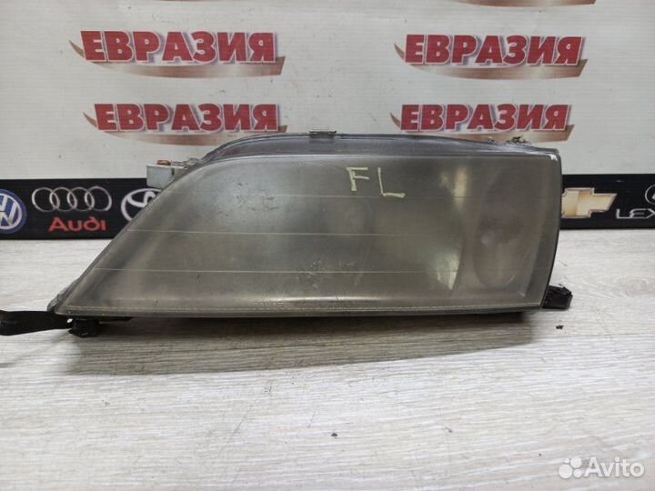 Фара передняя передняя левая Toyota Carina T210